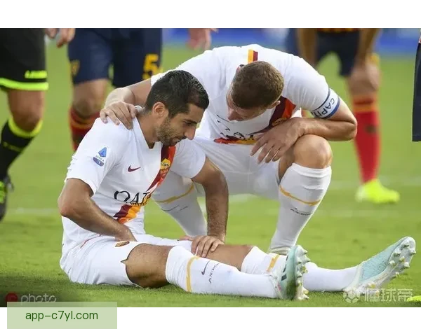 罗马新援罗比尼奥拉伤缺阵三周